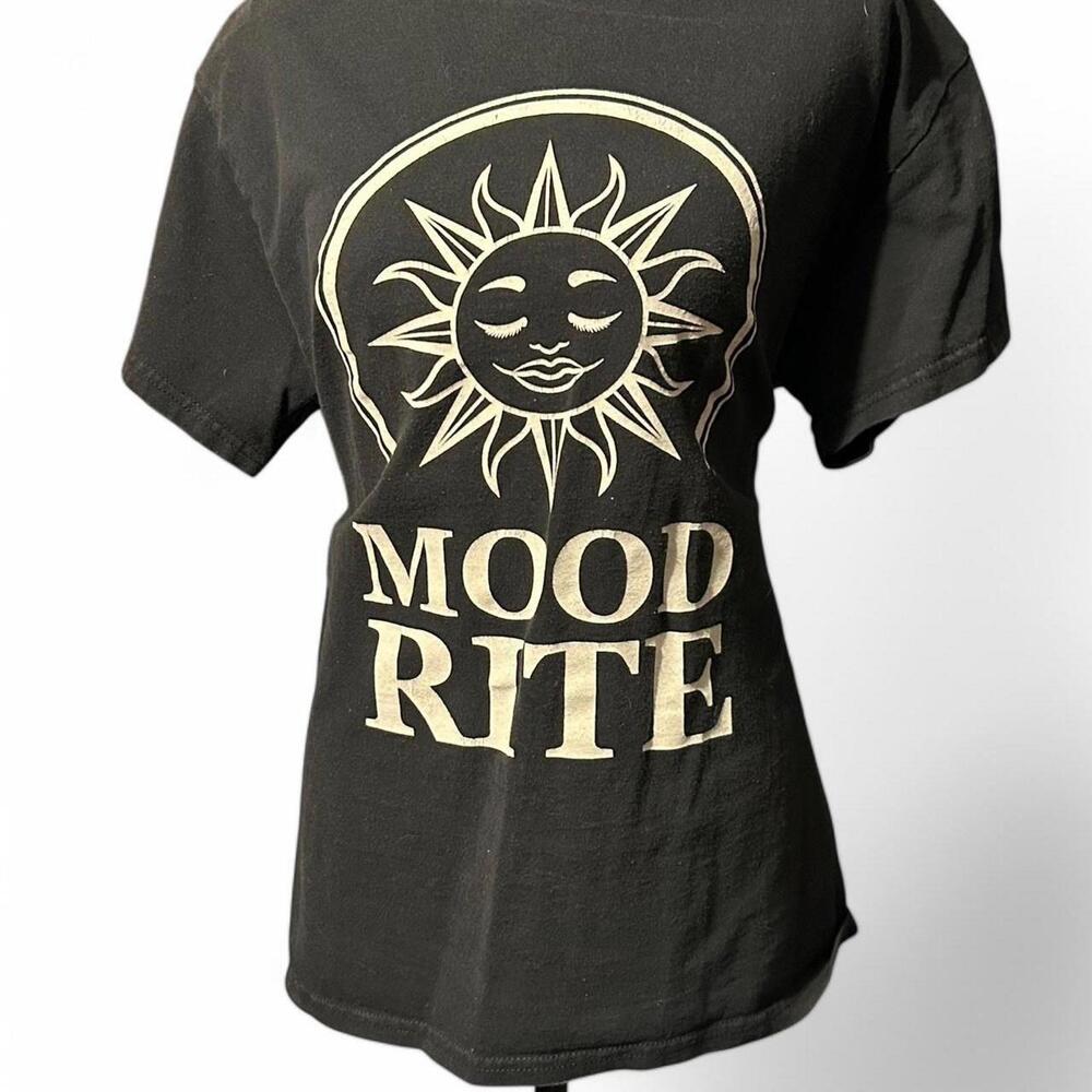 Gildan Women's Black Tshirt